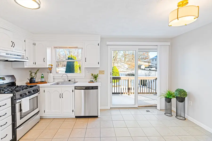 9 Glen Meadow Road #9, Haverhill, MA 01835 - Image #2