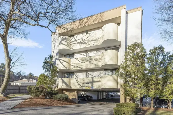 295 W. Wyoming Avenue #10C, Stoneham, MA 02180