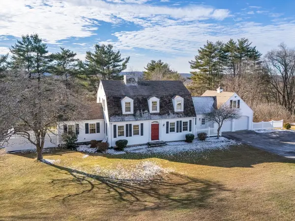 51 Fiske Hill Rd, Sturbridge, MA 01566