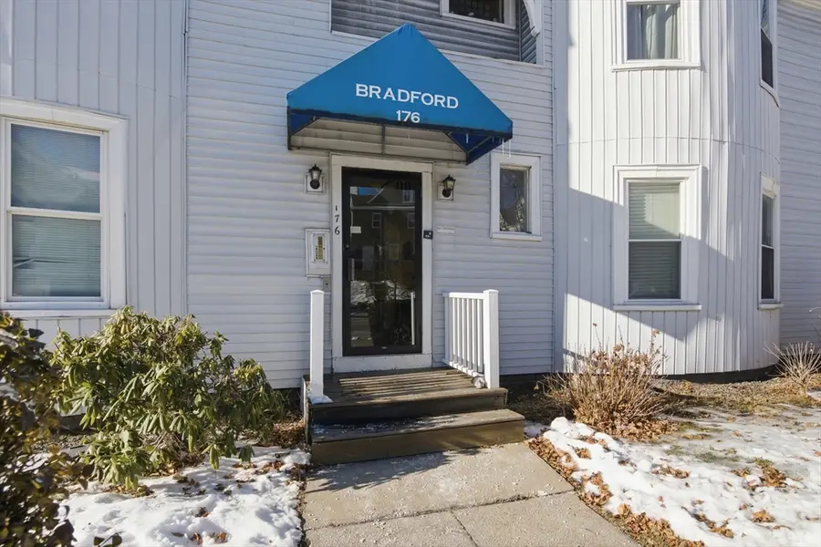 176 Lincoln Street #B4, Worcester, MA 01605 - Image #2