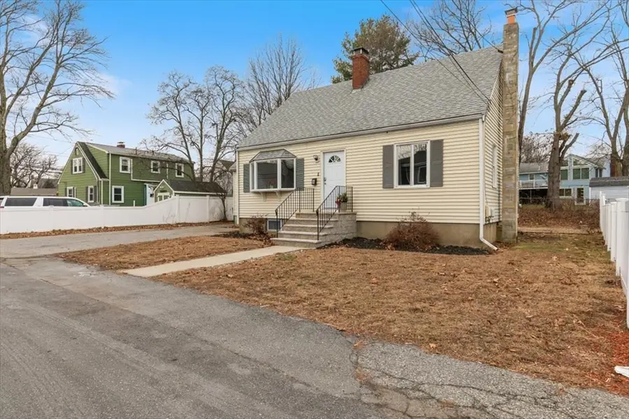 4 Maywood Terrace, Woburn, MA 01801 - Image #2