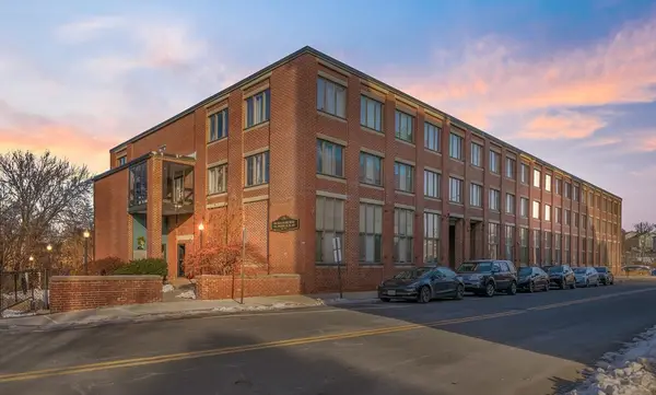 128 Warren #12, Lowell, MA 01852