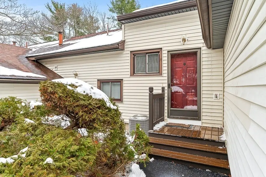 14 Centercrest Dr #14, Tyngsborough, MA 01879 - Image #3