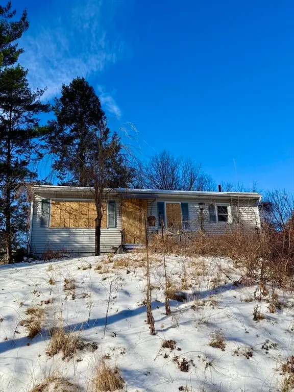 27 Fulton St, South Hadley, MA 01075 - Image #2