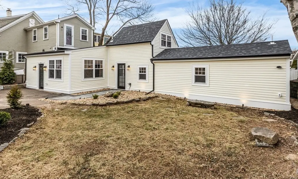 5 Smith St #R, Rockport, MA 01966 - Image #1