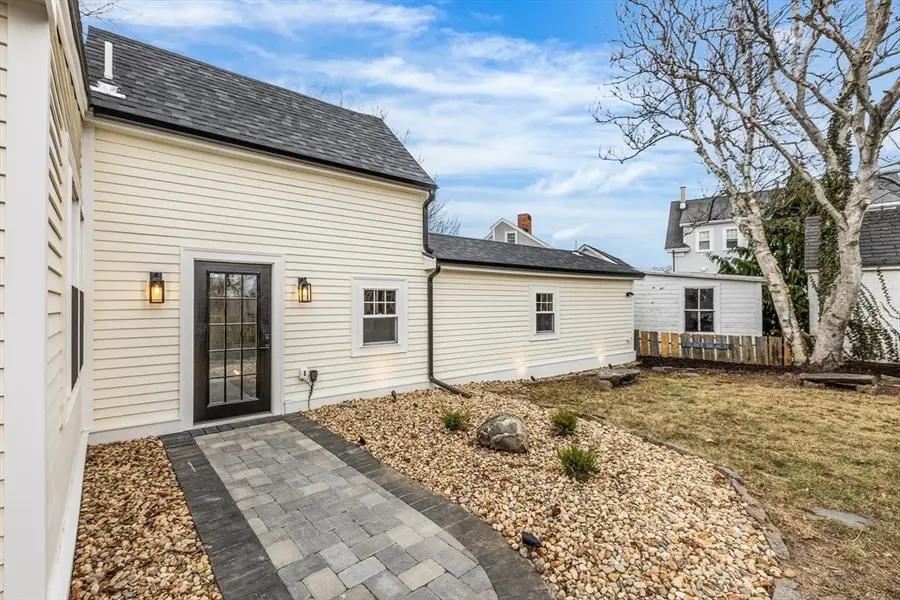 5 Smith St #R, Rockport, MA 01966 - Image #2