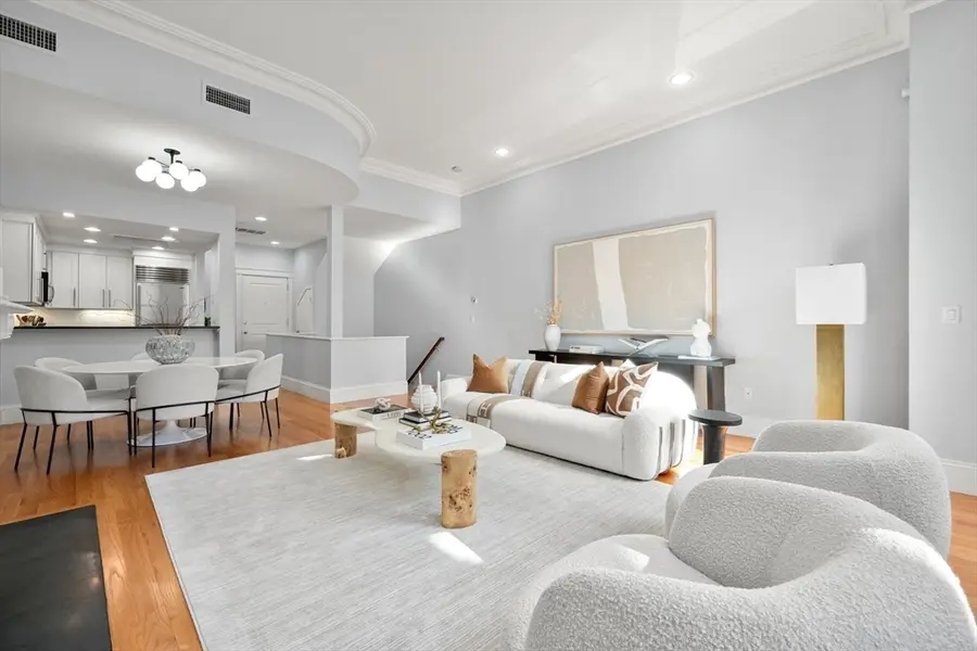 195 Beacon Street #2, Boston, MA 02116 - Image #2