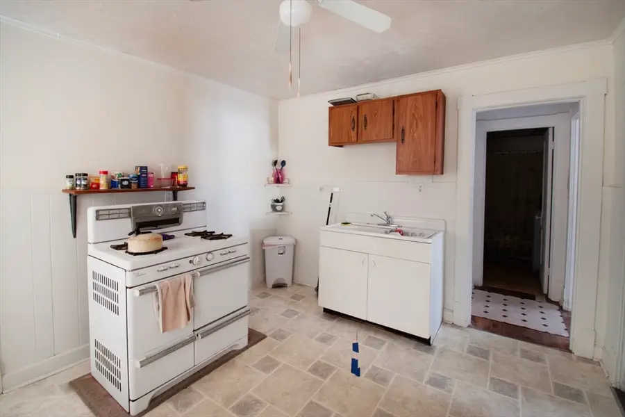 39-41 Malden St, Springfield, MA 01108 - Image #2