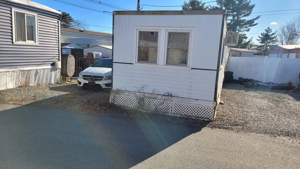 98 Newbury Street #18B, Danvers, MA 01923 - Image #1