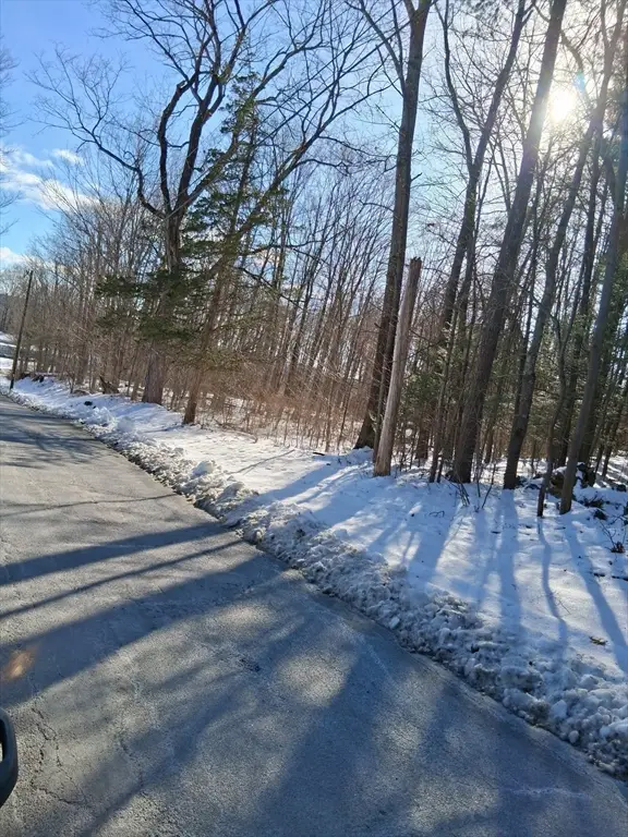 17 Maple St, Southampton, MA 01073 - Image #3