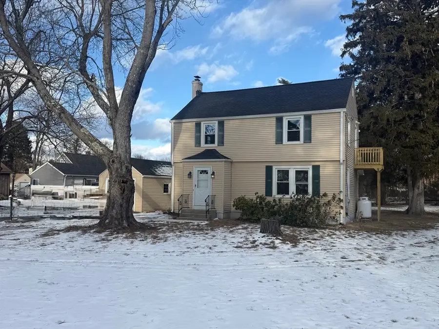 424 Chapin St, Ludlow, MA 01056 - Image #2