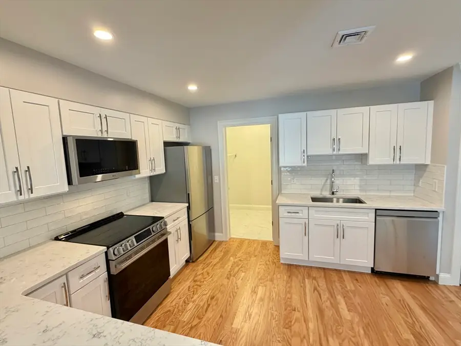 13 Barracks Road #13, Hudson, MA 01749 - Image #3