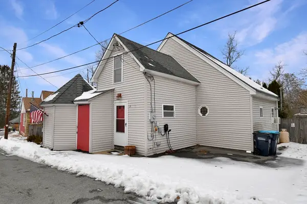 15 Myrtle Ave, Sterling, MA 01564