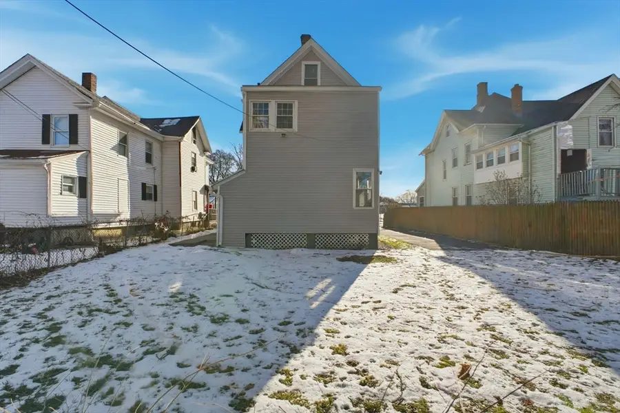 52 Osgood St, Springfield, MA 01107 - Image #3