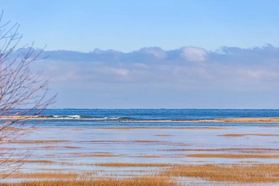 8 Dewey Ave, Sandwich, MA 02563 - Image #3