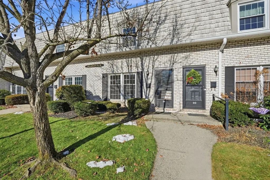 29 Plantation Dr #29, Agawam, MA 01001 - Image #1