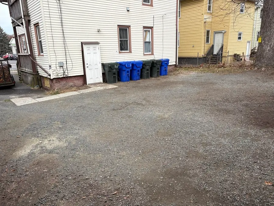 797 Carew St, Springfield, MA 01104 - Image #3