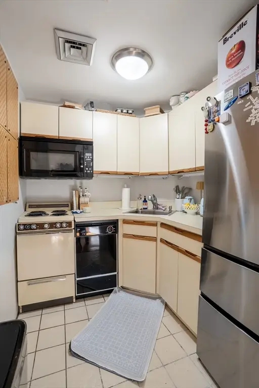 127 Beacon St #32, Boston, MA 02116 - Image #3