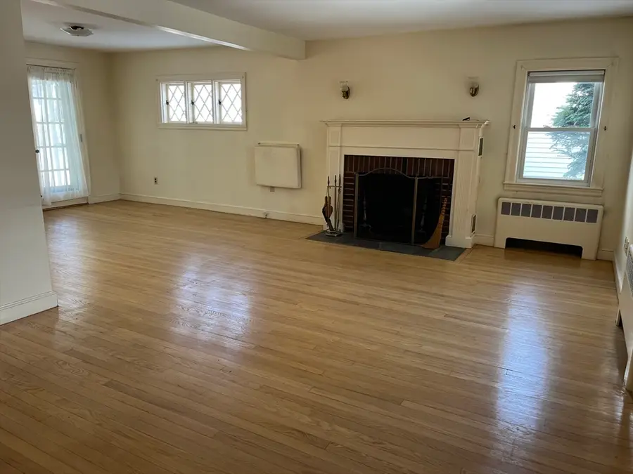 48 Mishawum Rd, Woburn, MA 01801 - Image #2