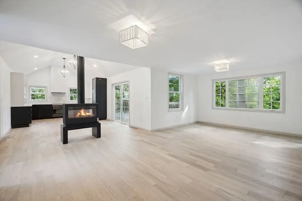 18 Chestnut Hill Rd, Millville, MA 01529 - Image #1