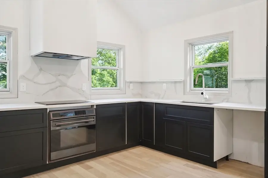 18 Chestnut Hill Rd, Millville, MA 01529 - Image #3