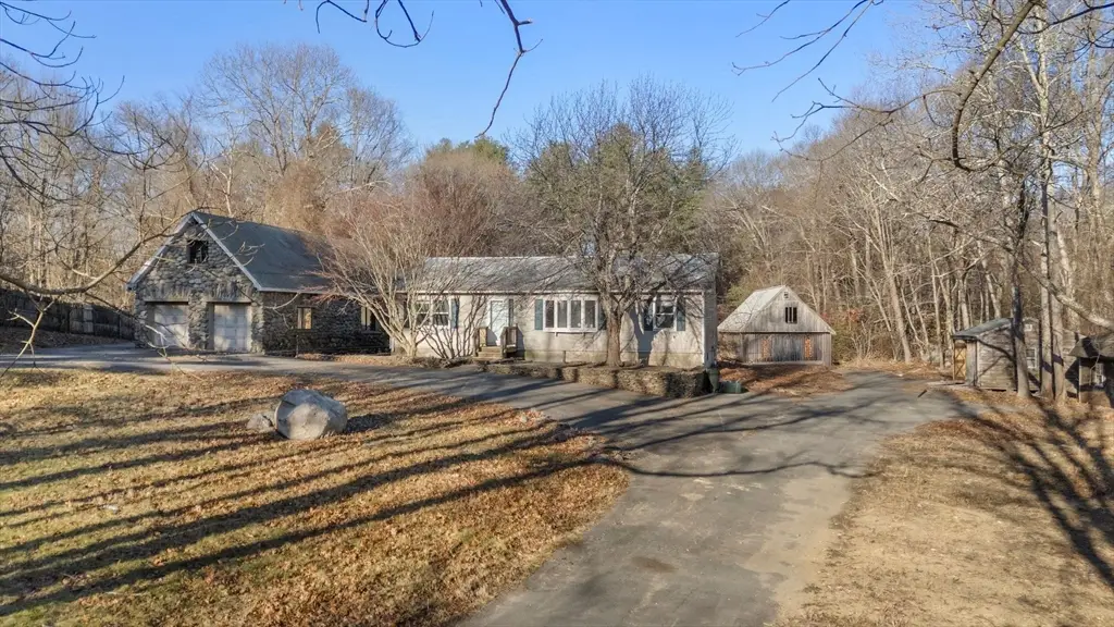 71 Richardson Ave, Norton, MA 02766 - Image #1