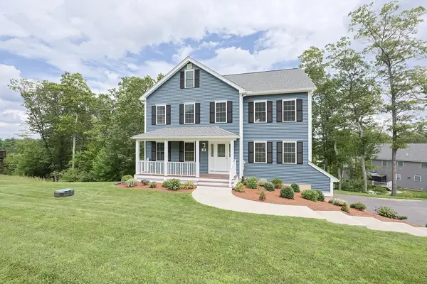 12 Oriole Dr, Groton, MA 01450