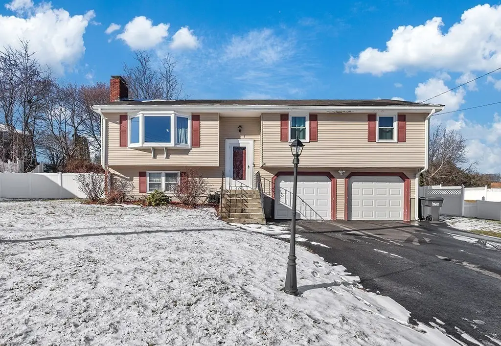 8 Bandy Ln, Milford, MA 01757 - Image #1