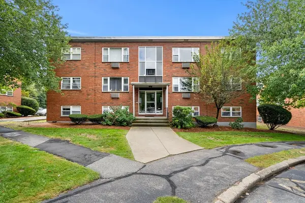 1105 Lexington Street #9-2, Waltham, MA 02452