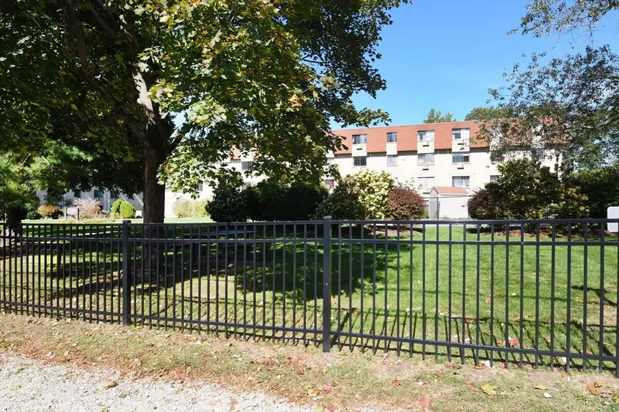 135 Grove Street #133, Rockland, MA 02370 - Image #3