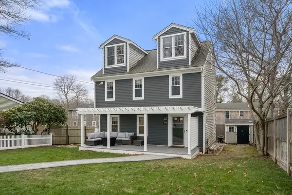99 Shore Dr, Plymouth, MA 02360