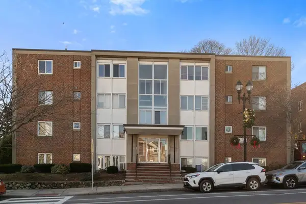 859 Broadway #15, Everett, MA 02149