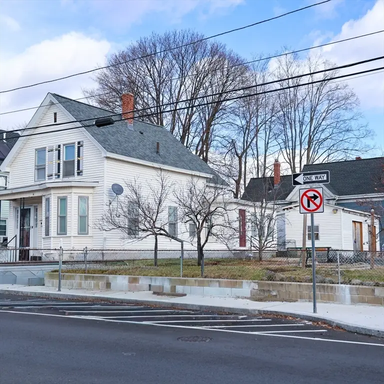 186 Powell St, Lowell, MA 01851 - Image #3