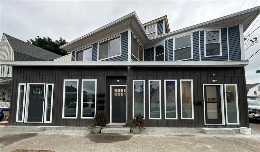 458-460 Smithfield Ave, Pawtucket, RI 02860 - Image #1