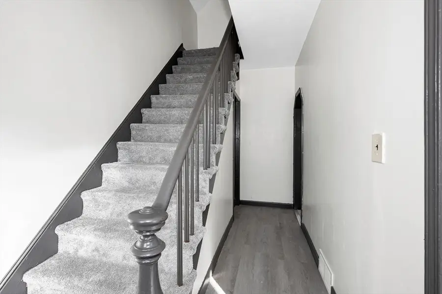 73 W 4th St, Lowell, MA 01850 - Image #3