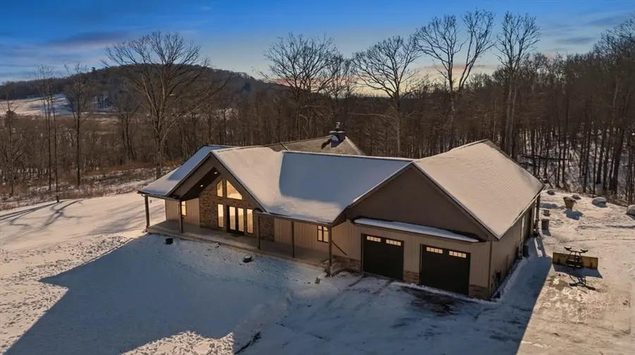 221 Bailey Rd, Lanesborough, MA 01237 - Image #2