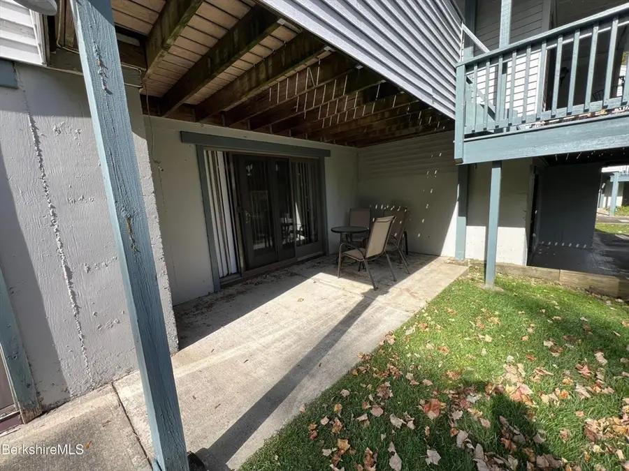 1 Rolling Hls #10, Lenox, MA 01240 - Image #2