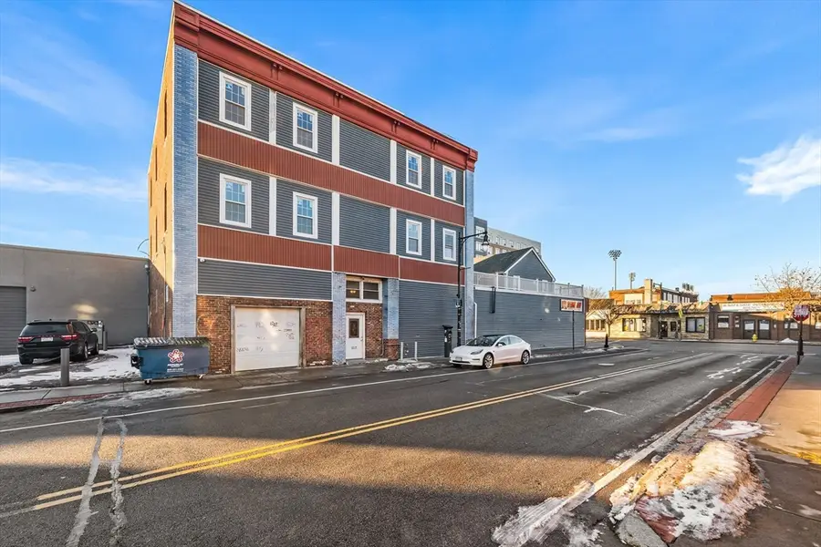 64 Green St, Worcester, MA 01604 - Image #2