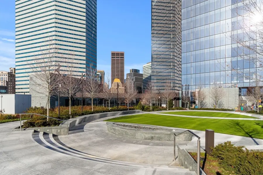 682 Atlantic Ave #40M, Boston, MA 02110 - Image #3