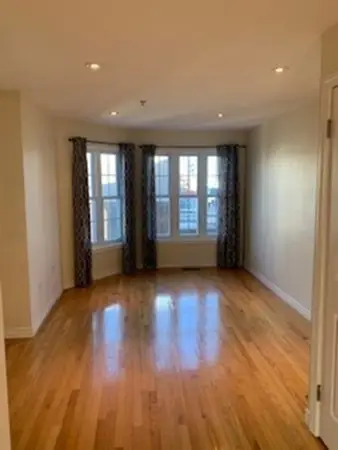 17 Bradford St #2, Plymouth, MA 02360 - Image #3