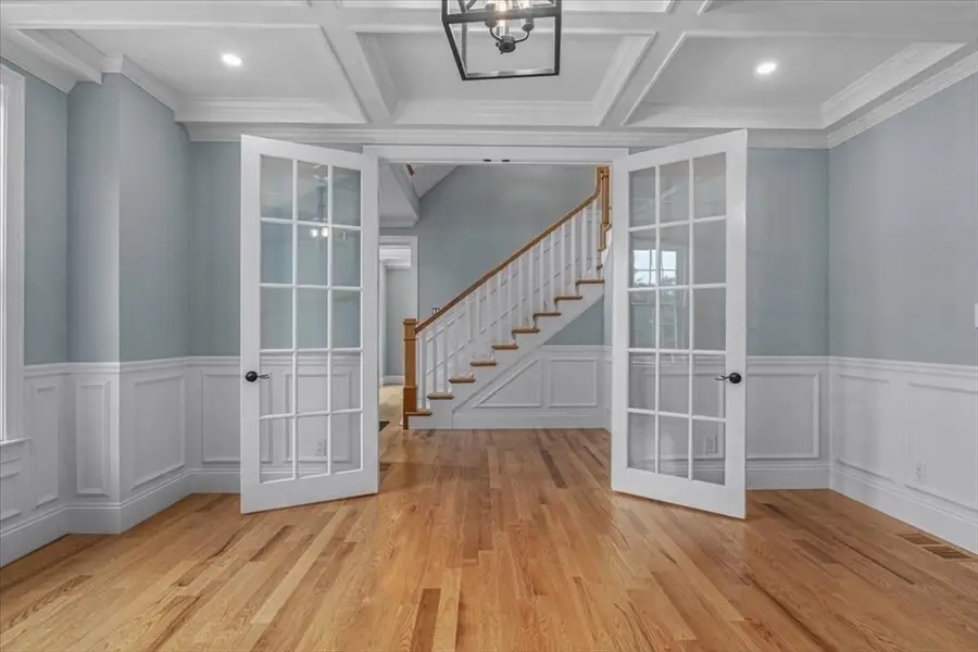 35 Shuttleworth, Dedham, MA 02026 - Image #3