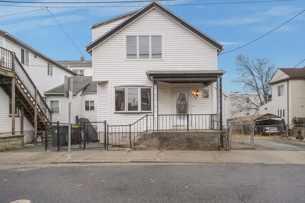 233 Franklin St, Fall River, MA 02720 - Image #1