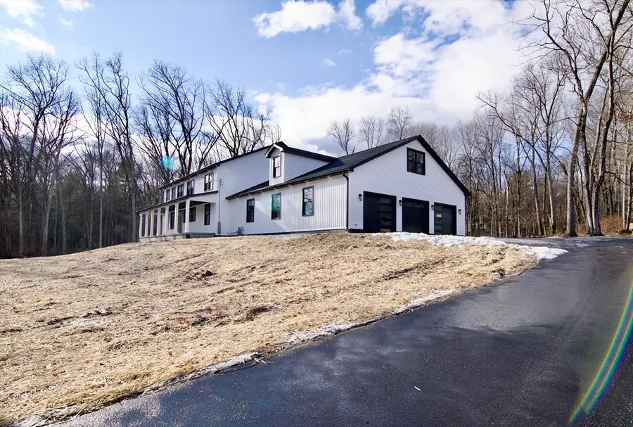 4 Mohawk St, Wilbraham, MA 01095 - Image #2