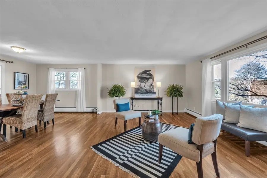 132 Winifred Ave, Worcester, MA 01602 - Image #2