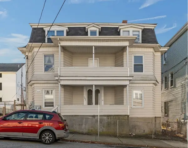 105 Park St, Fall River, MA 02721