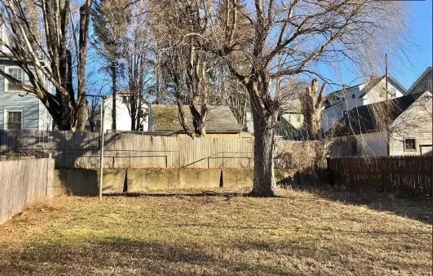 31-33 Aspen St, Ware, MA 01082 - Image #2