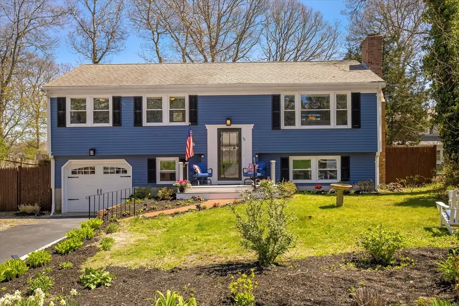 49 Snow Creek Dr, Hyannis, MA 02601 - Image #2