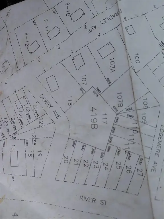 117 Dewey Ave, Haverhill, MA 01832 - Image #1