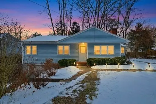 144 Almon Ave, West Springfield, MA 01089