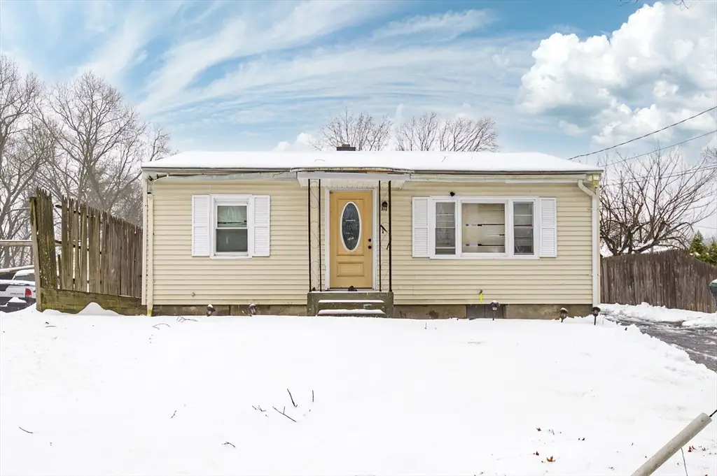 63 Lawton St, Springfield, MA 01109 - Image #1